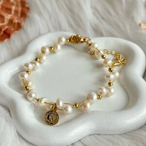 Gold and White Pearl Beaded Bracelet with Pendant